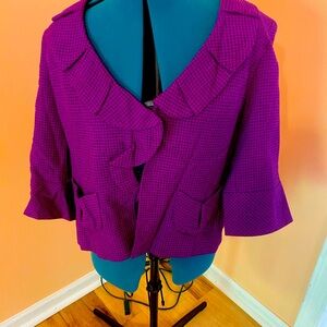 Cropped Mary Kay director jacket. Size 12